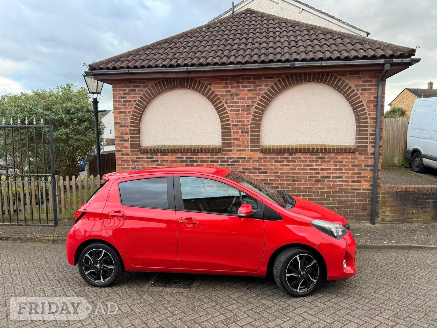 Toyota Yaris Sutton