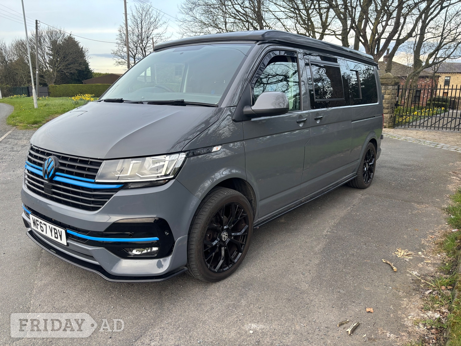 Volkswagen Transporter 2017 - Vans & Commercial Vehicles in Leeds
