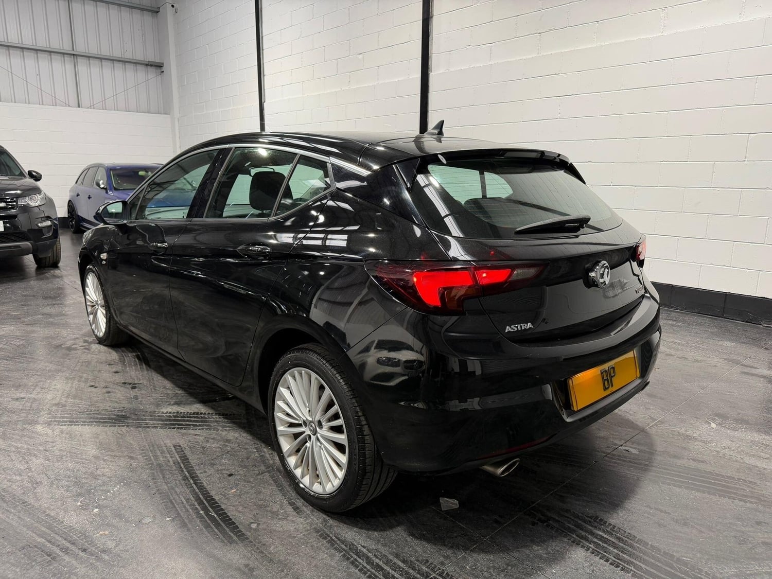 Vauxhall Astra 2018 - Cars
