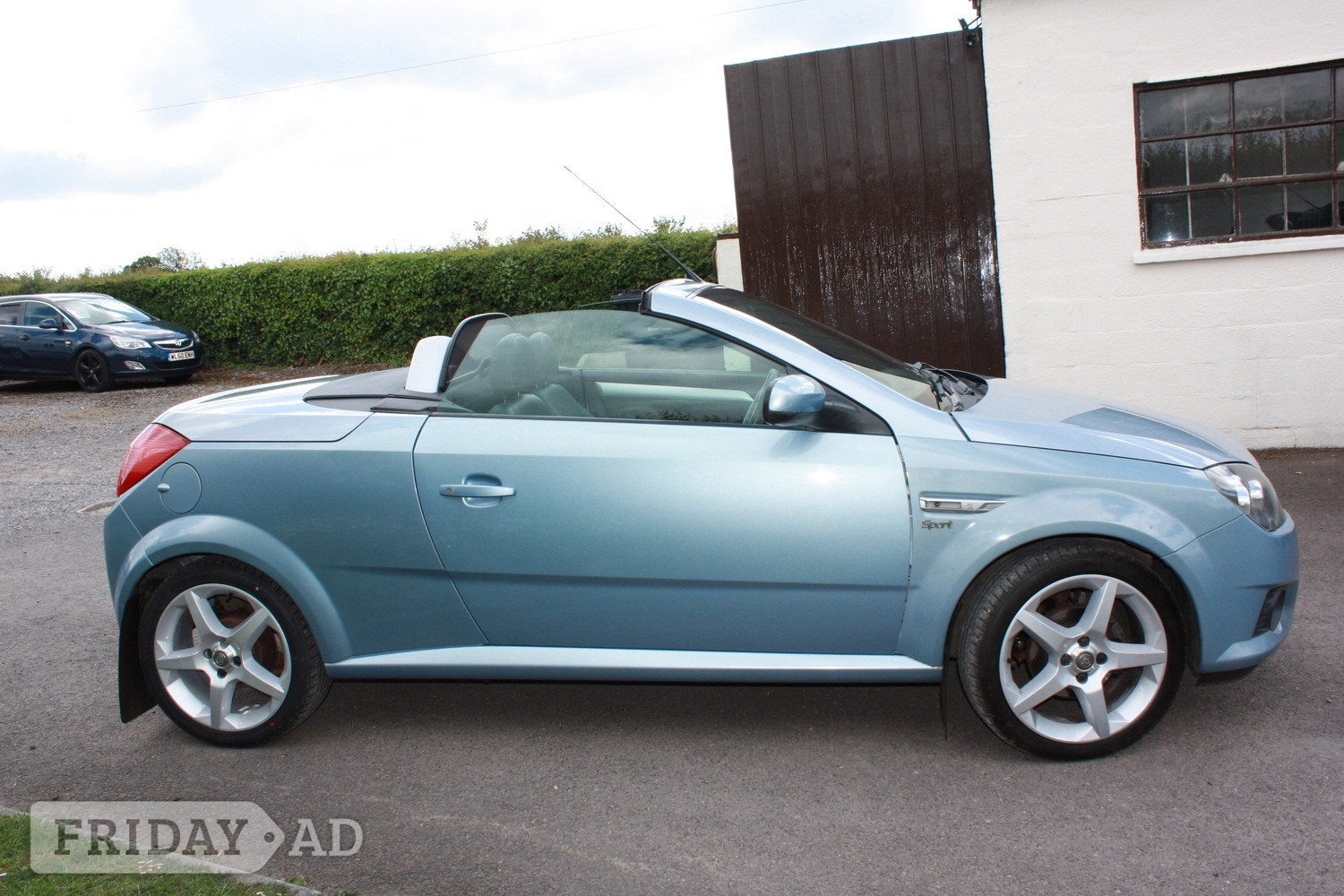 Vauxhall Tigra 2005 - Cars in Sherborne