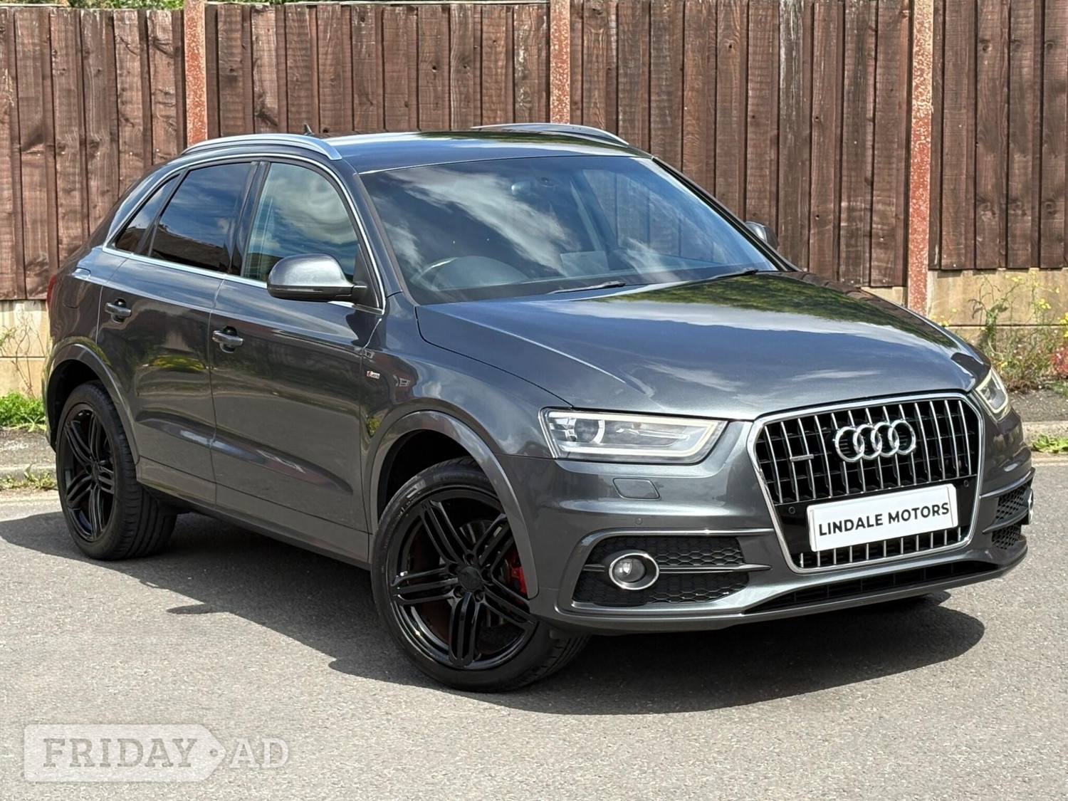 Audi Q3 2014 in Oldham