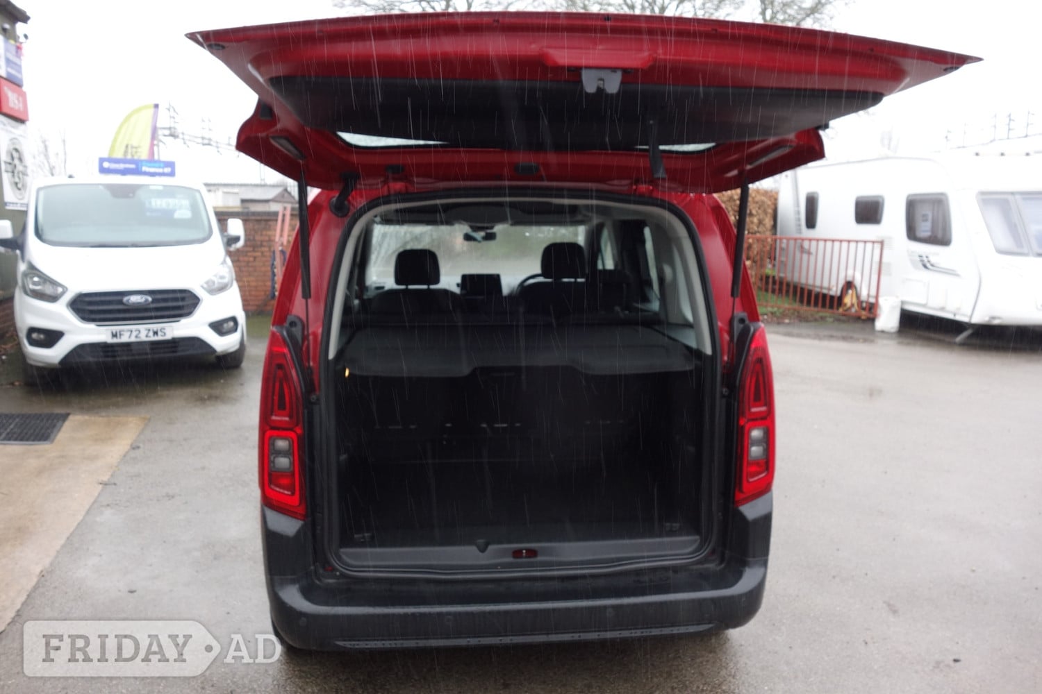 [ berth ]Citroen Berlingo
