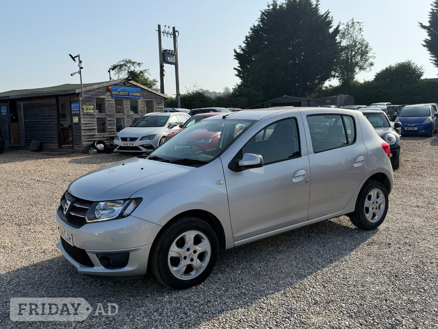 Dacia Sandero 2015 - Cars