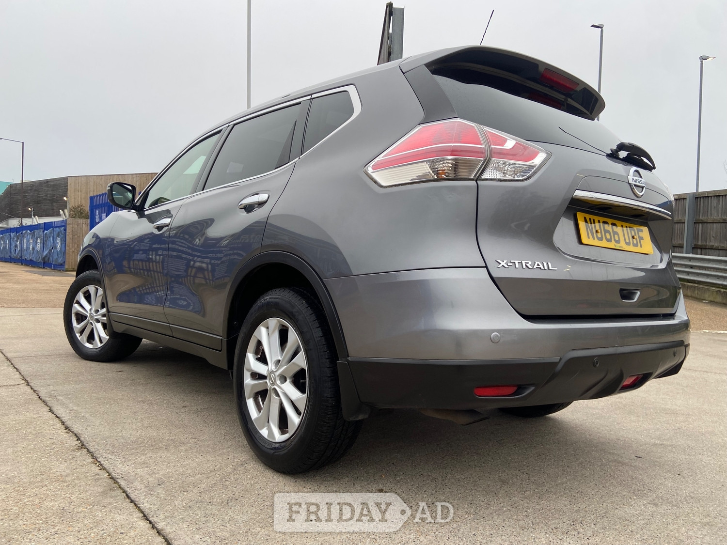 [ berth ]Nissan X-Trail
