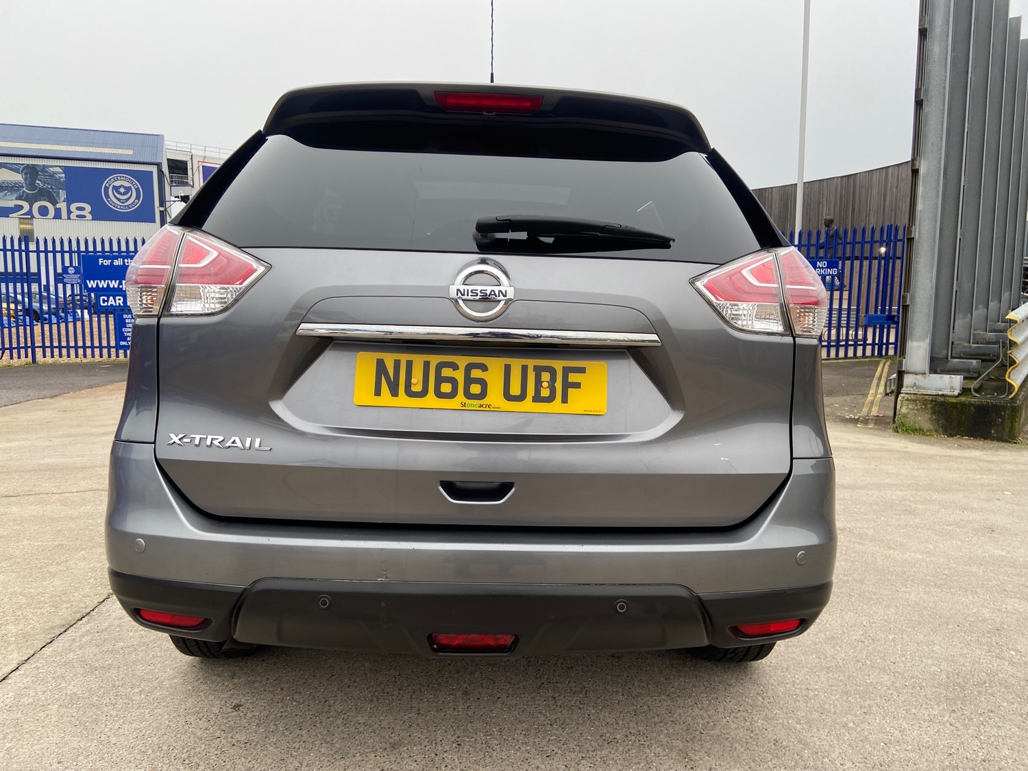 Nissan X-Trail 2016 - Cars in Portsmouth