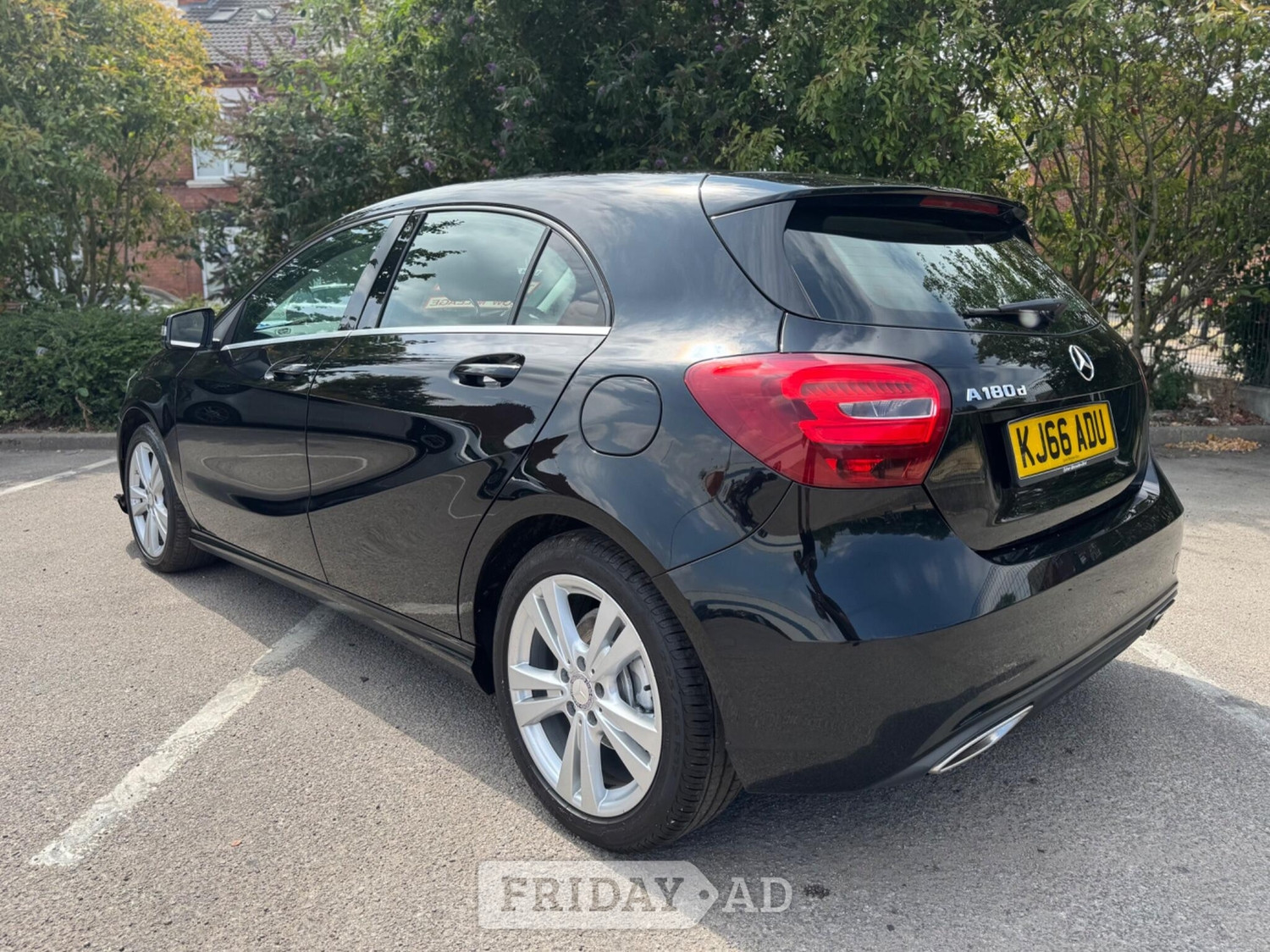 [ berth ]Mercedes-Benz A Class