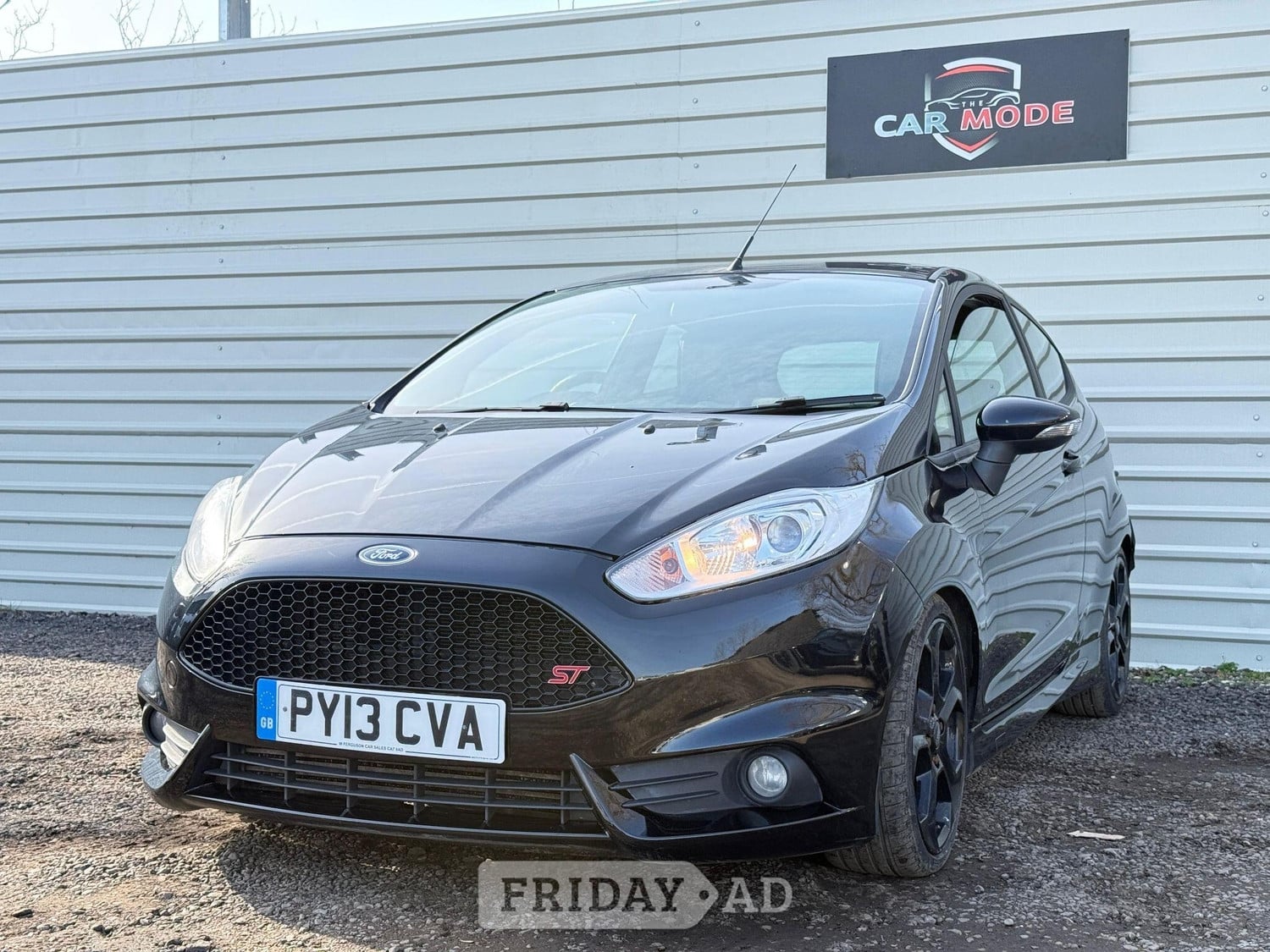 [ berth ]Ford Fiesta