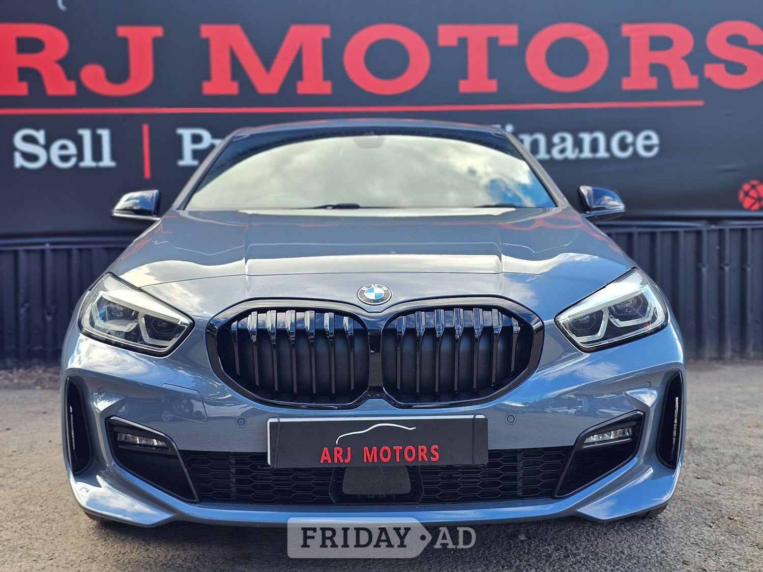 BMW 1 Series 2019 - Cars