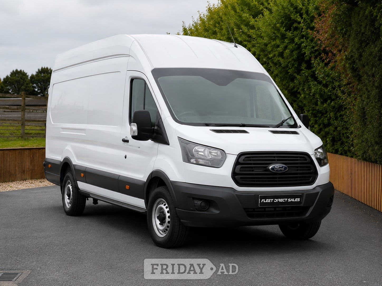 Ford Transit 2026 in Newbury