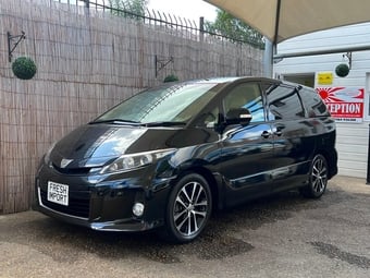 Toyota Estima 2016