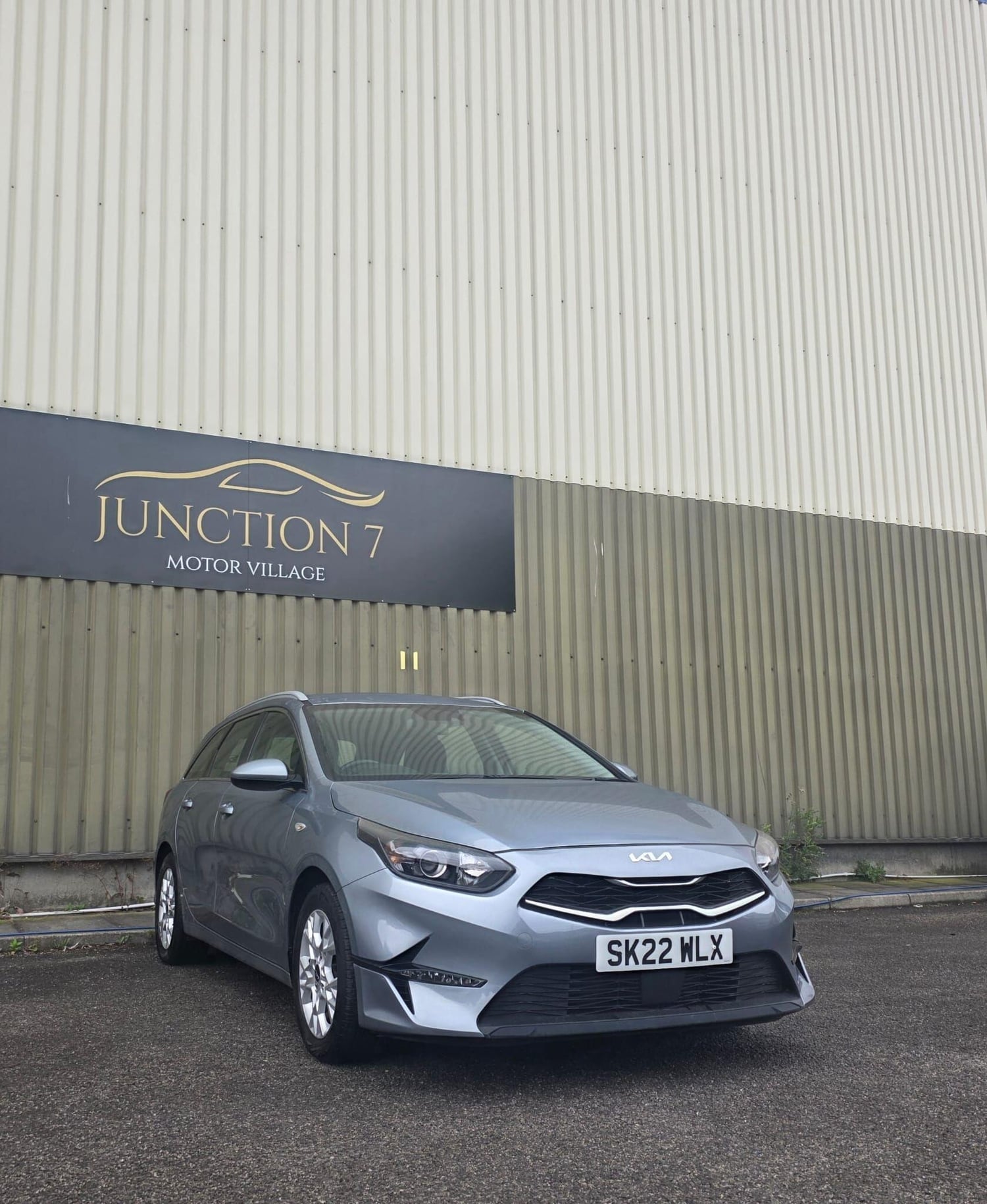 [ berth ]Kia Ceed