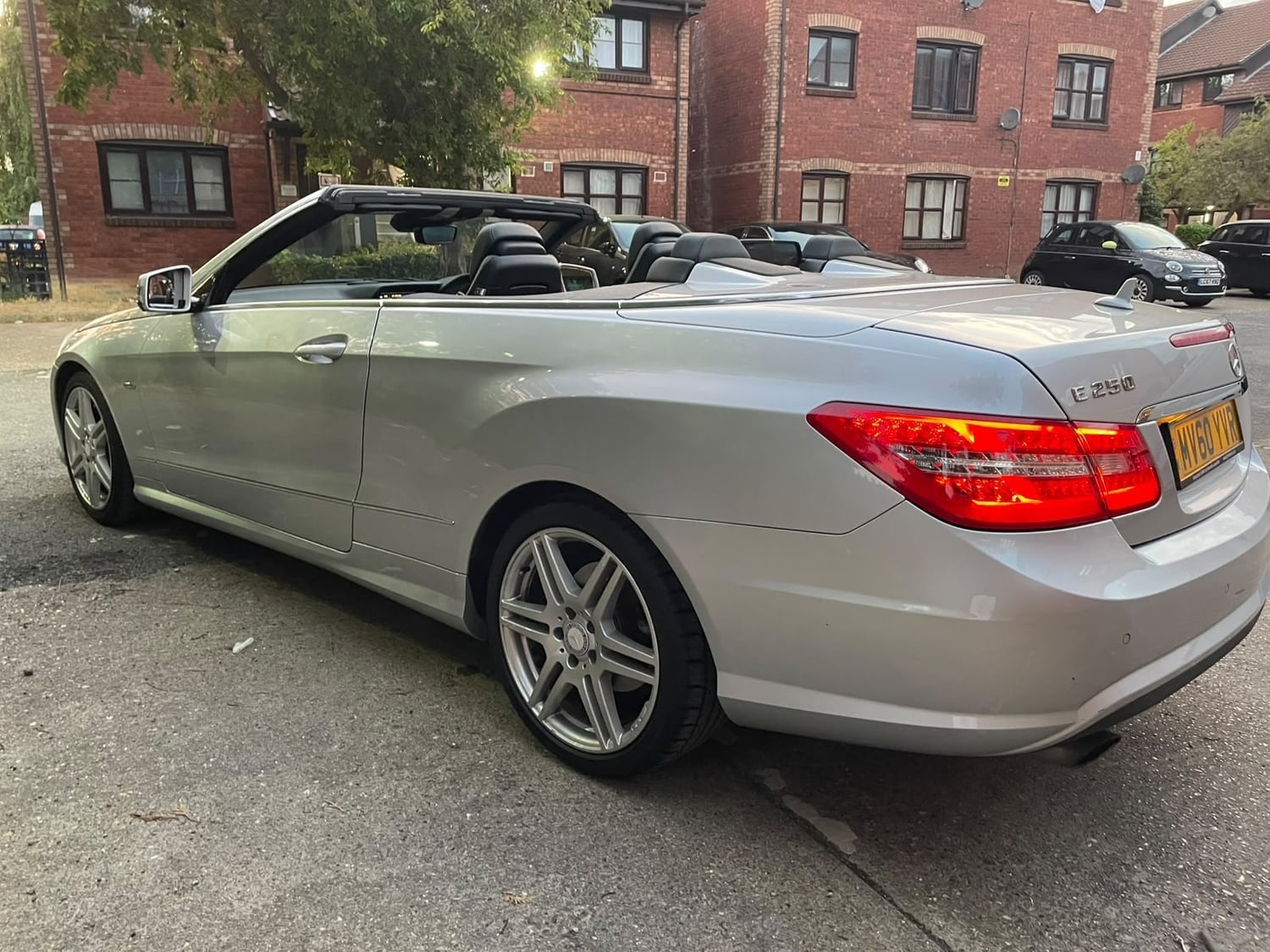 [ berth ]Mercedes-Benz E Class
