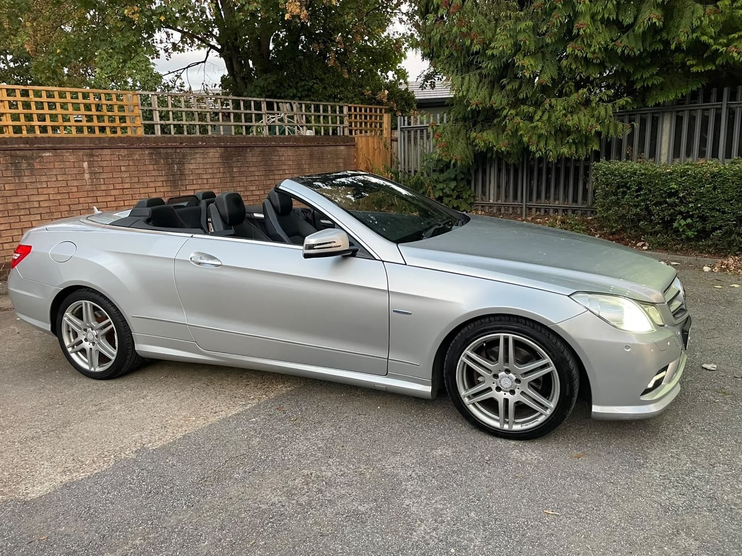 Mercedes-Benz E Class 2010 - Cars in Sutton