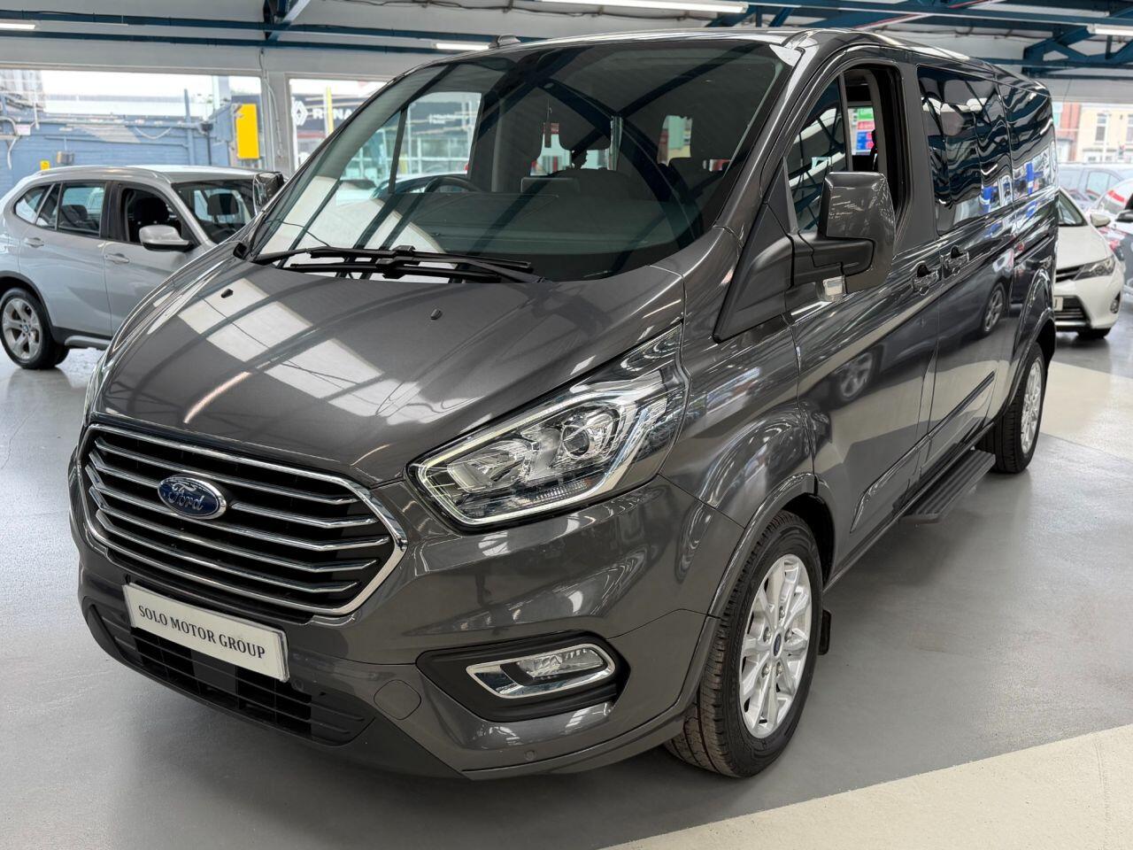 Ford Tourneo Custom 2020 - Cars
