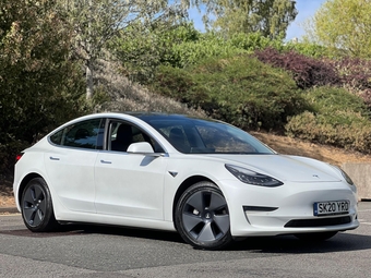 Tesla Model 3 2020