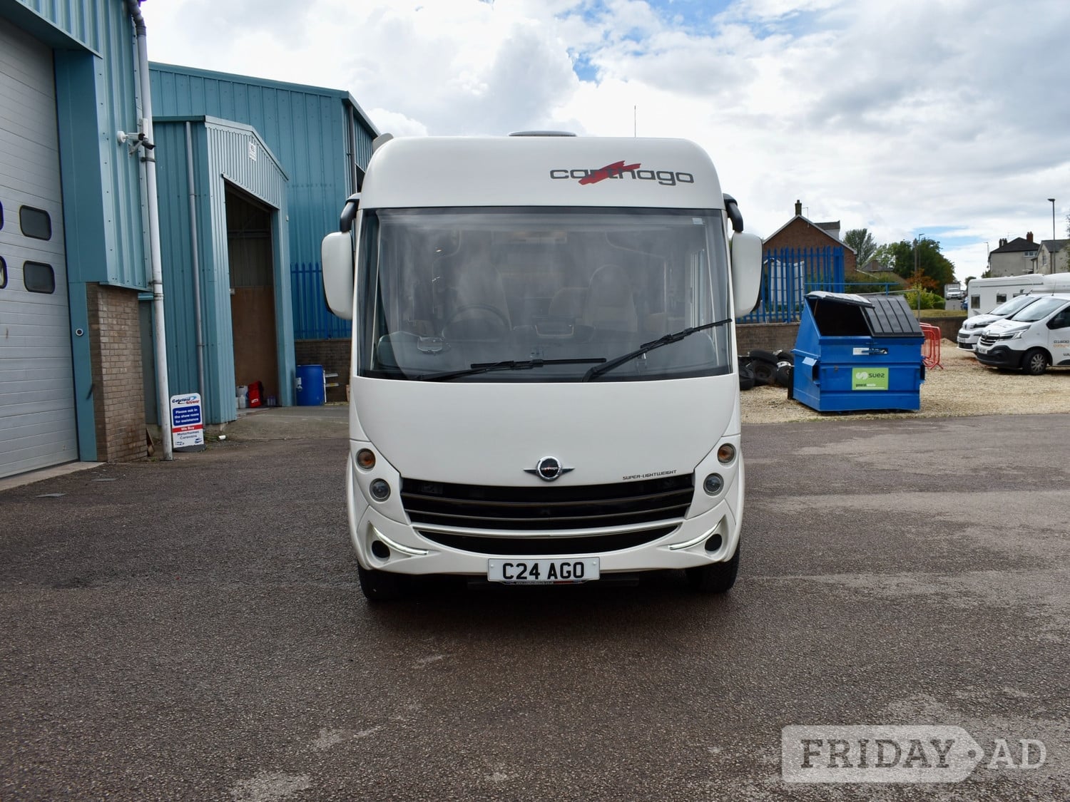 [ berth ]Carthago C-Compactline 141 LE