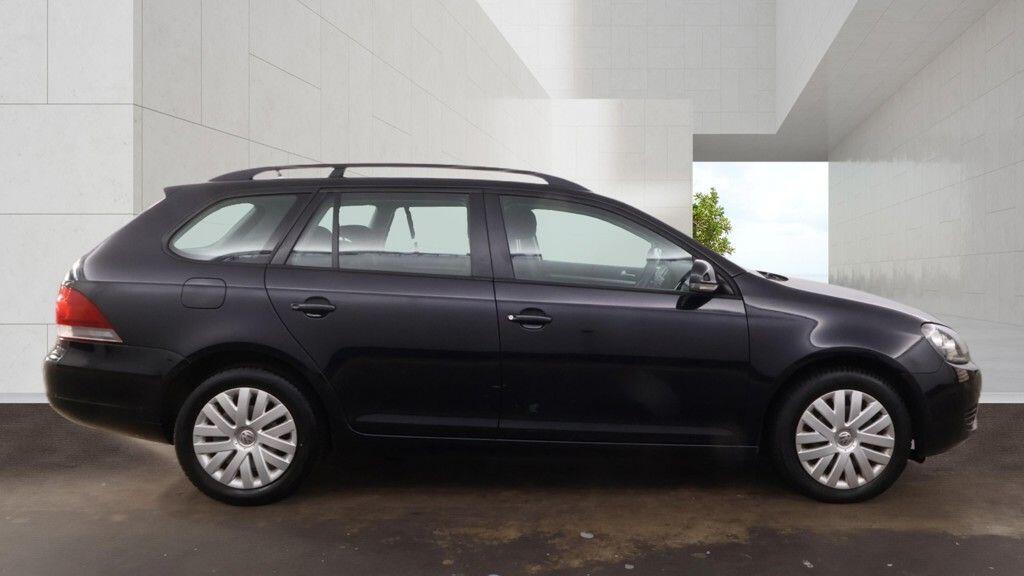 Volkswagen Golf 2012 - Cars