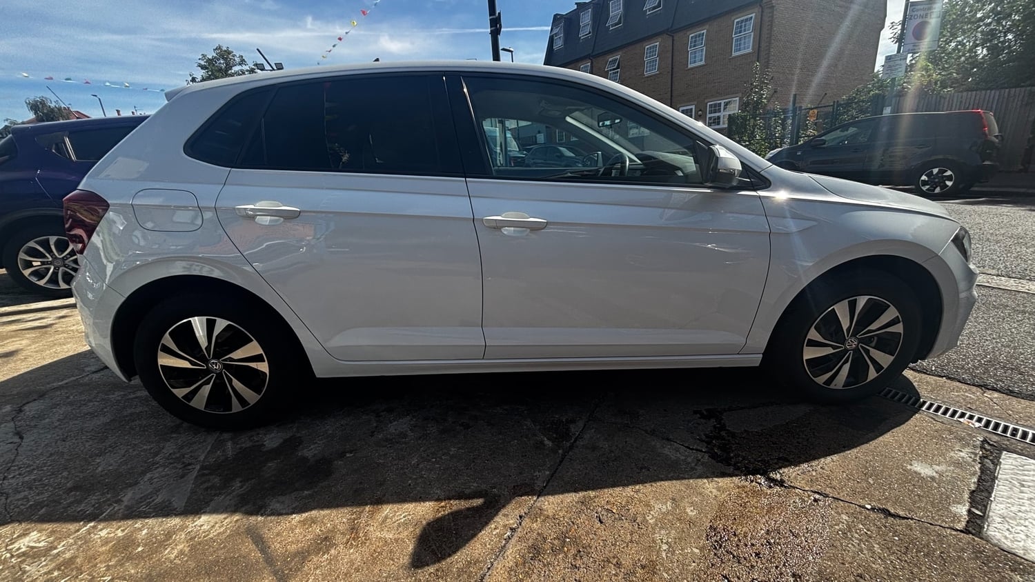Volkswagen Polo 2020 - Cars