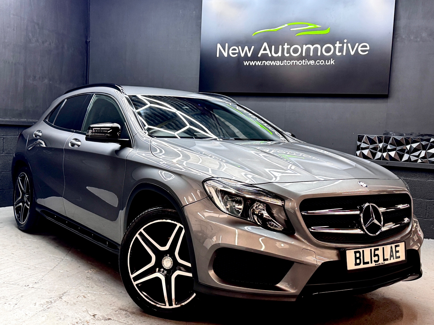 Mercedes-Benz GLA 2015 - Cars