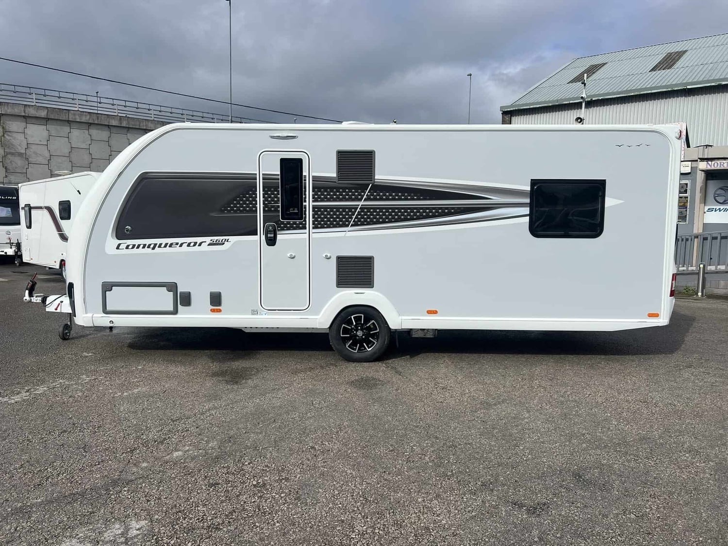 [ berth ]Swift Conqueror Grande 560