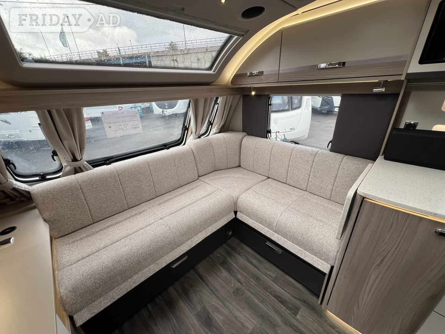 [ berth ]Swift Conqueror 560L Grande