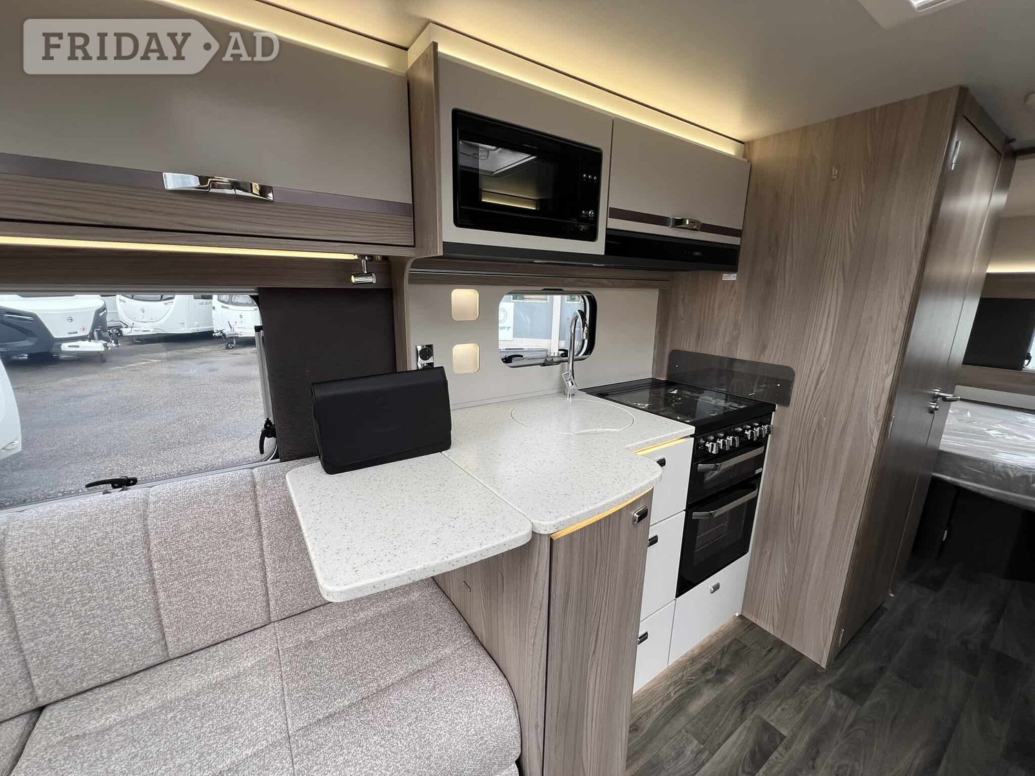 Swift Conqueror 560L Grande 2026 - Motorhomes & Caravans
