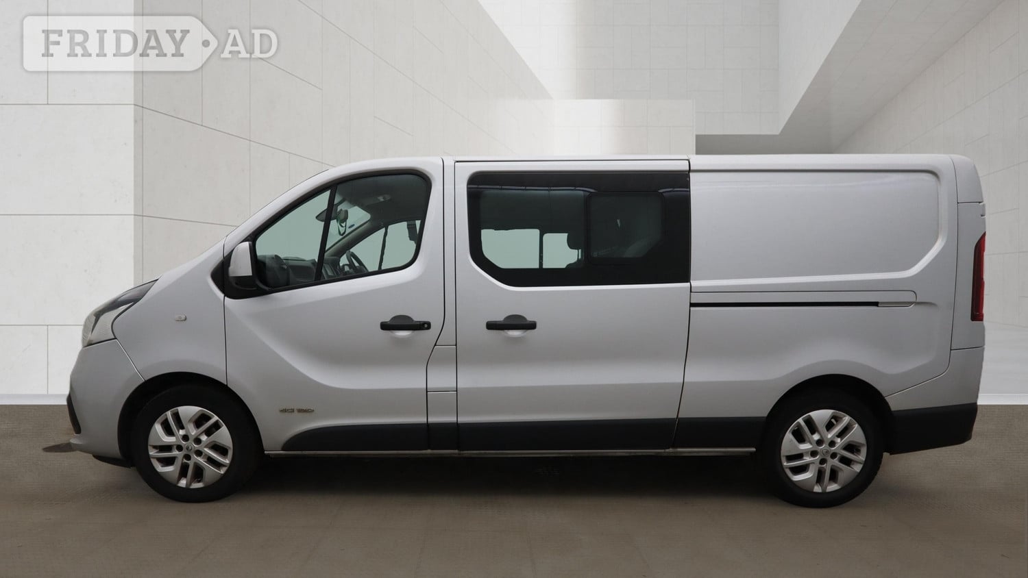 Renault Trafic 2015 - Vans & Commercial Vehicles in Kettering