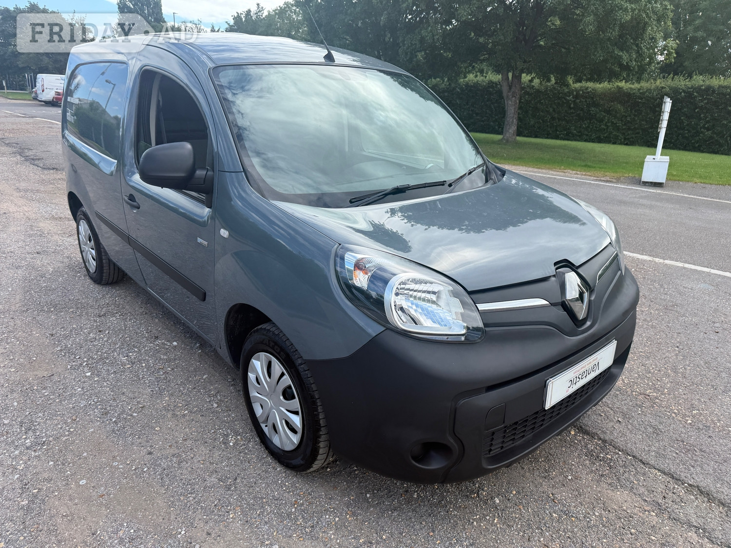 [ berth ]Renault Kangoo