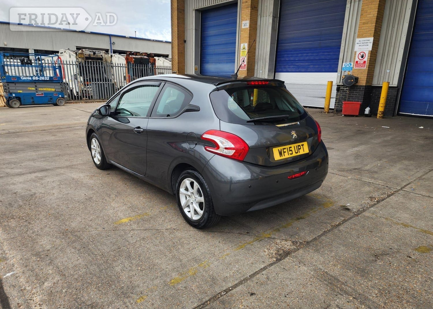 Peugeot 208 2015 - Cars in Wembley