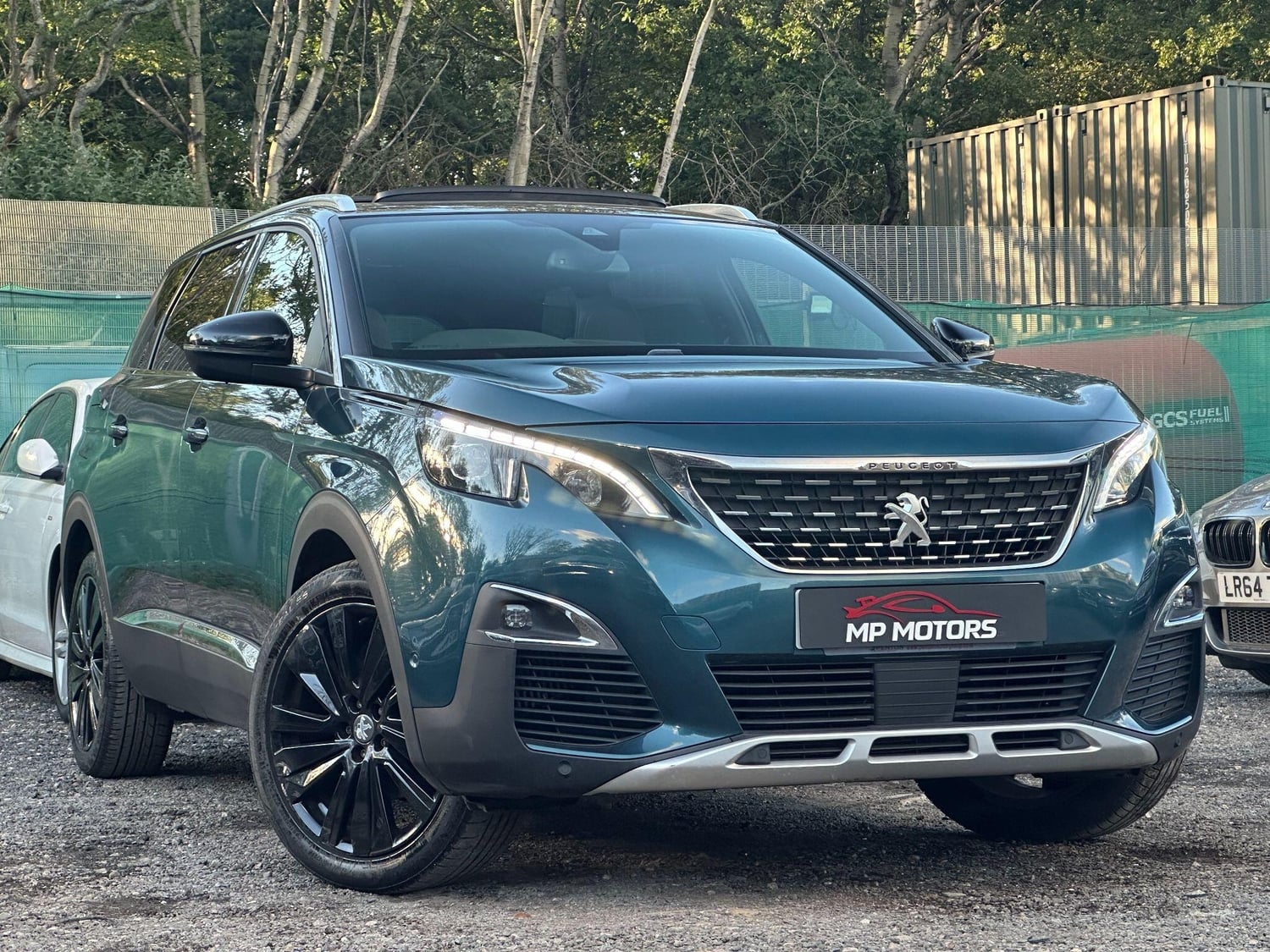 Peugeot 5008 2018 in Barnet