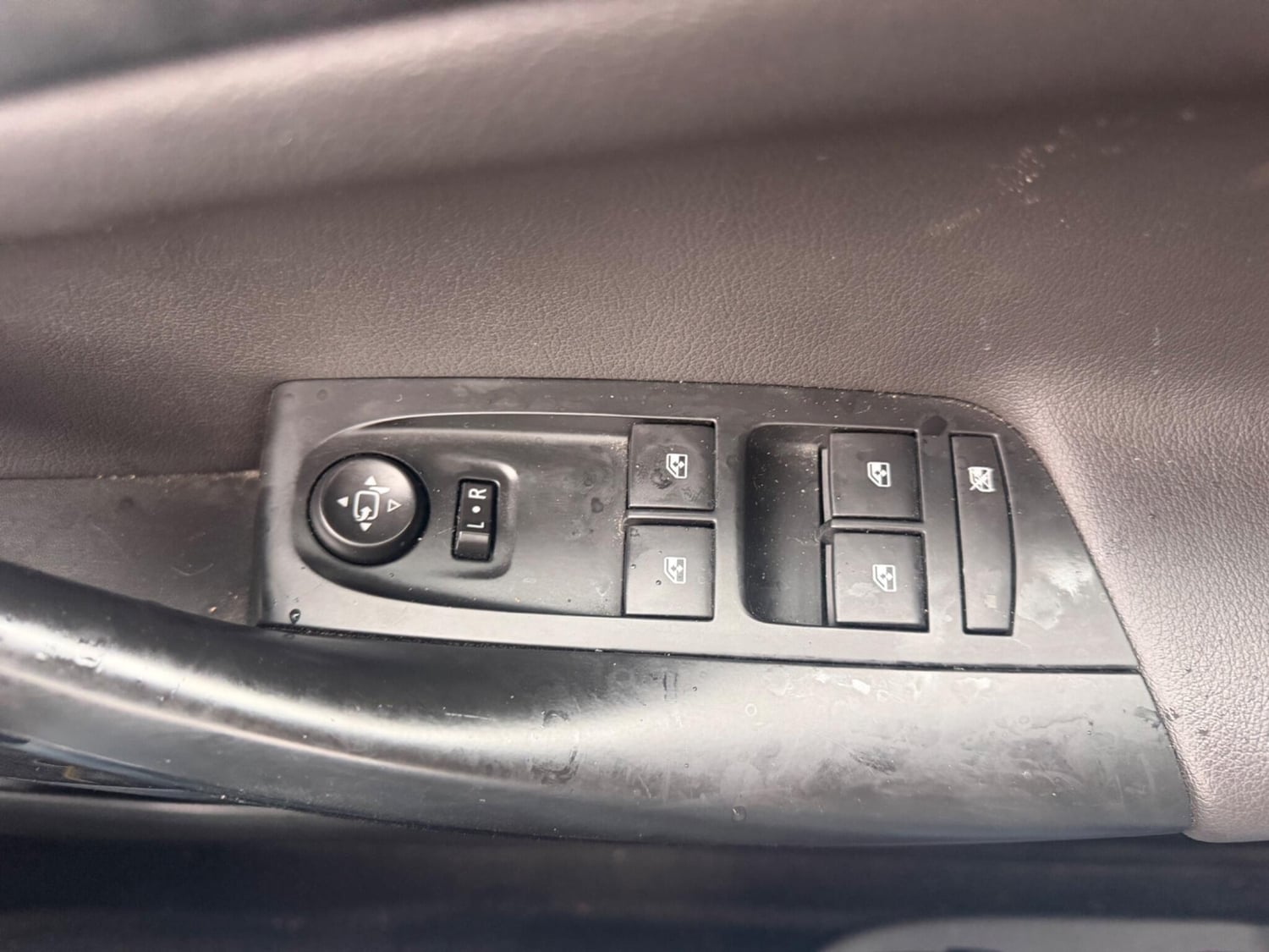 [ berth ]Vauxhall Astra