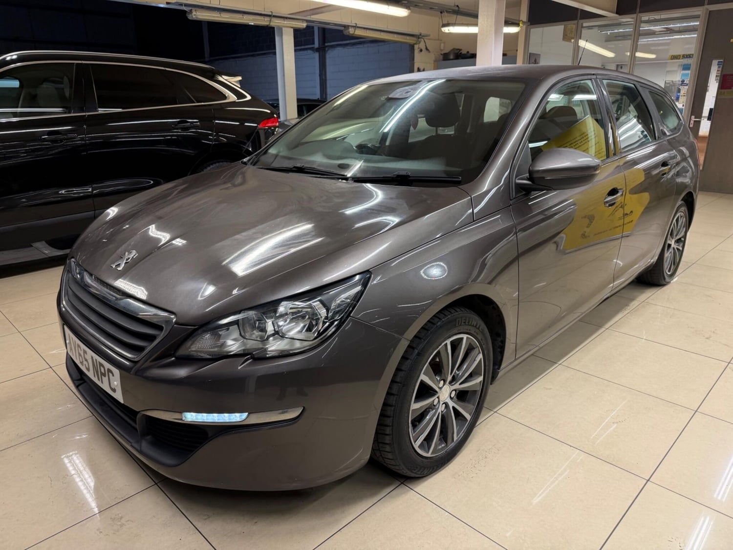 [ berth ]Peugeot 308 SW