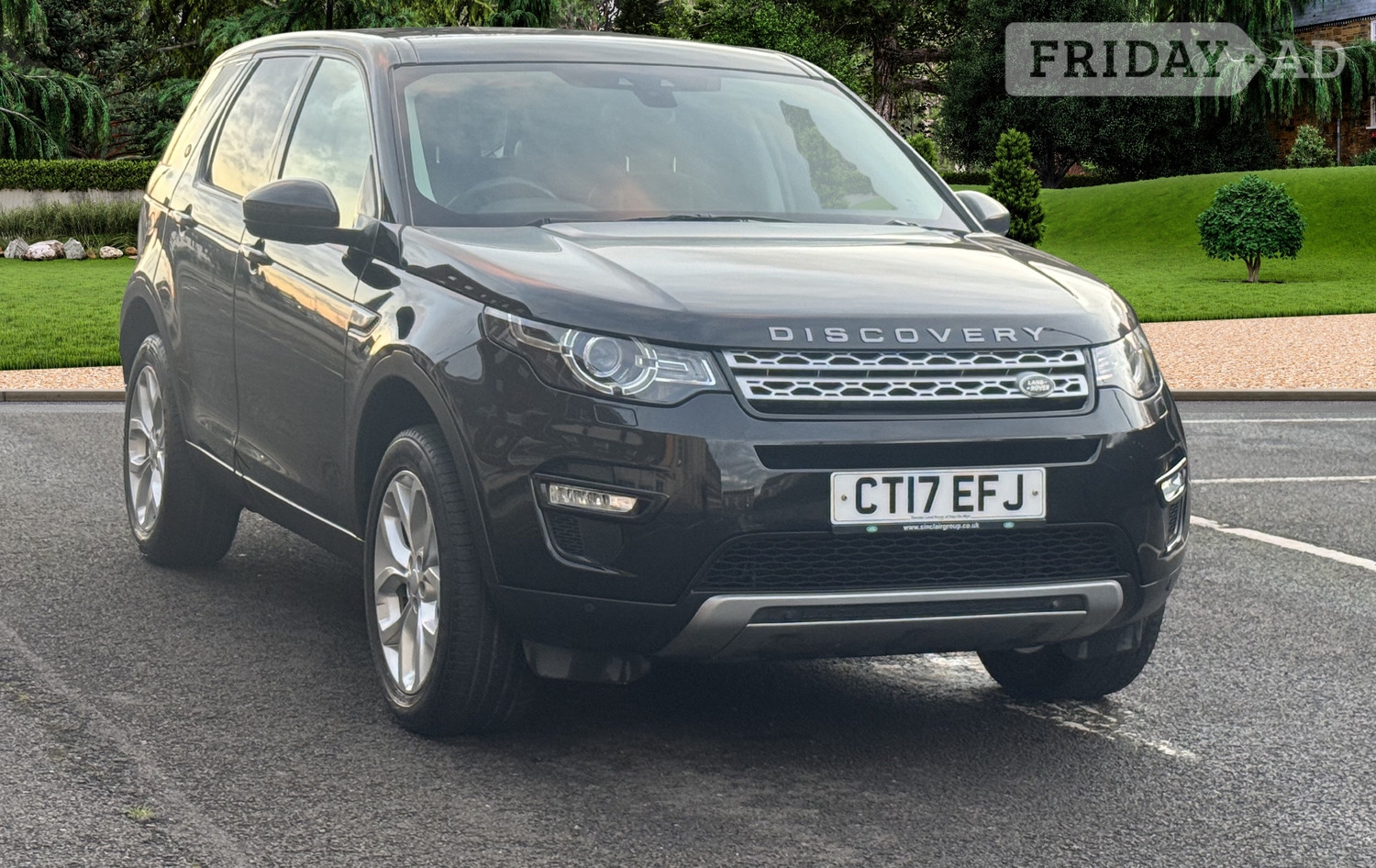 Land Rover Discovery Sport 2017 in Barking