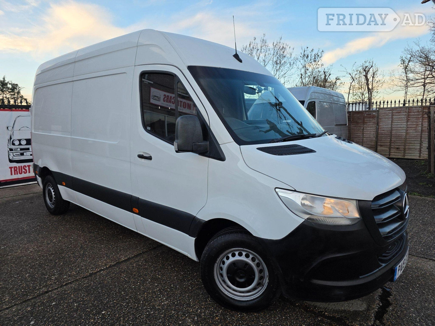 Mercedes-Benz Sprinter 2019 in Hounslow