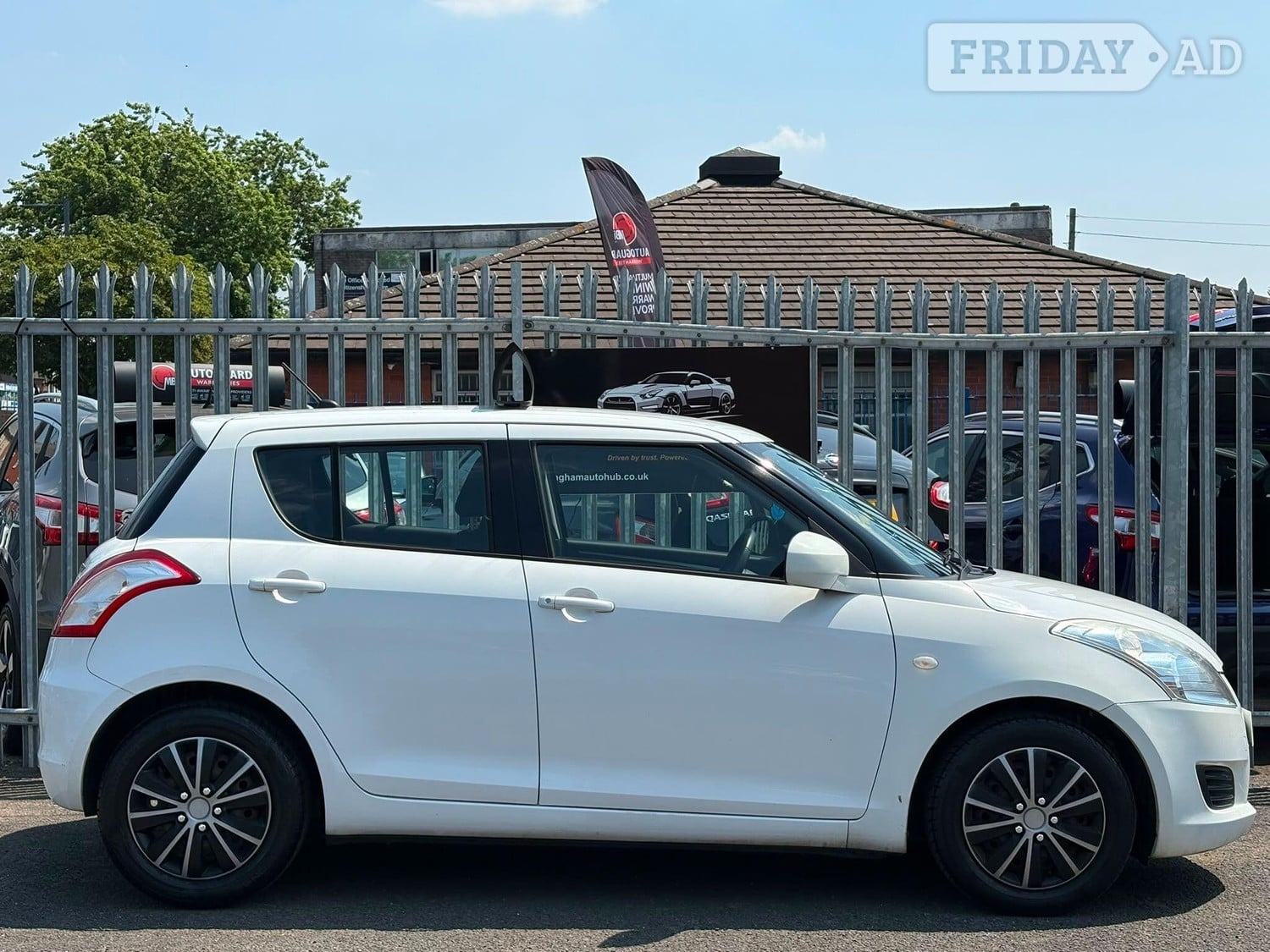 Suzuki Swift 2012 - Cars