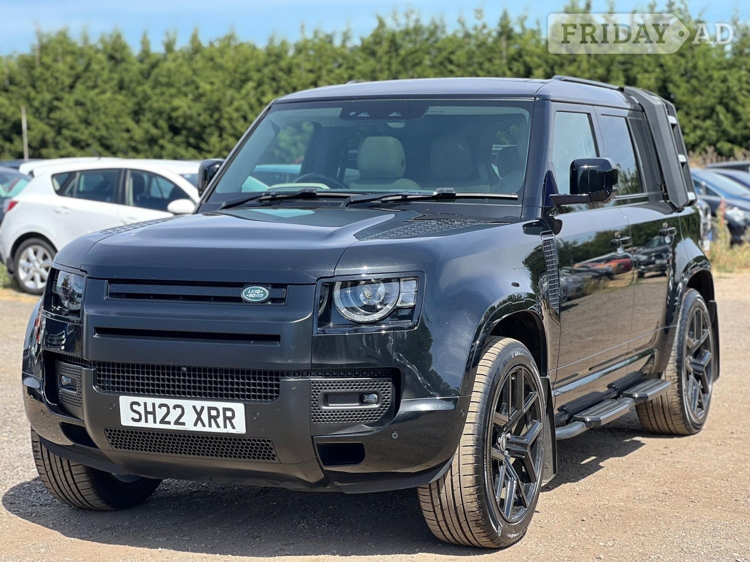 Land Rover Defender 110 2022 - Cars