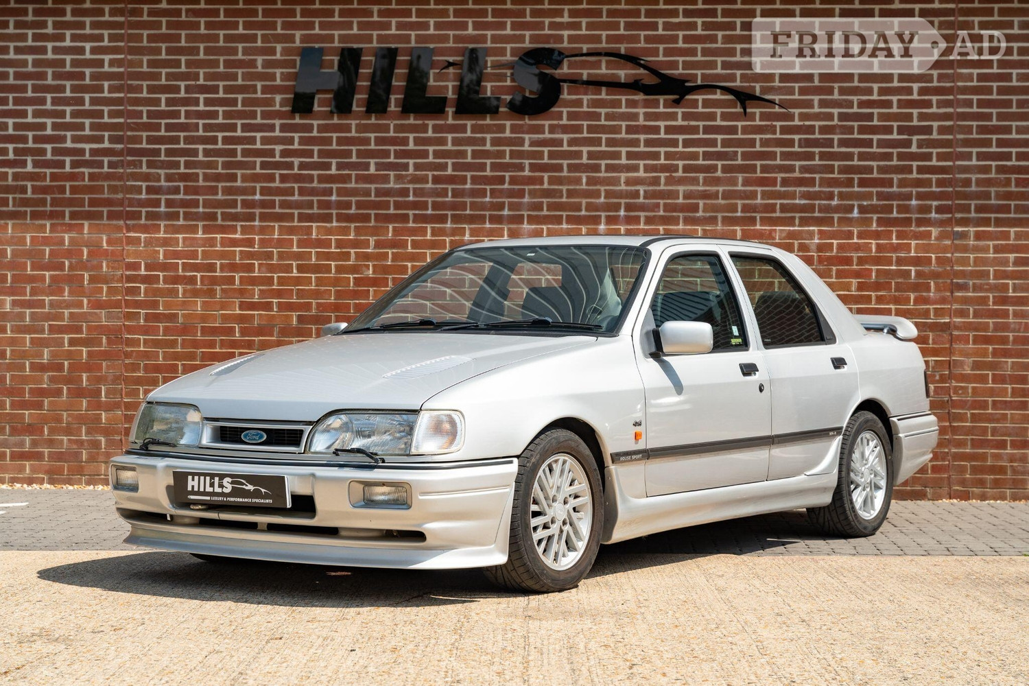 [ berth ]Ford Sierra