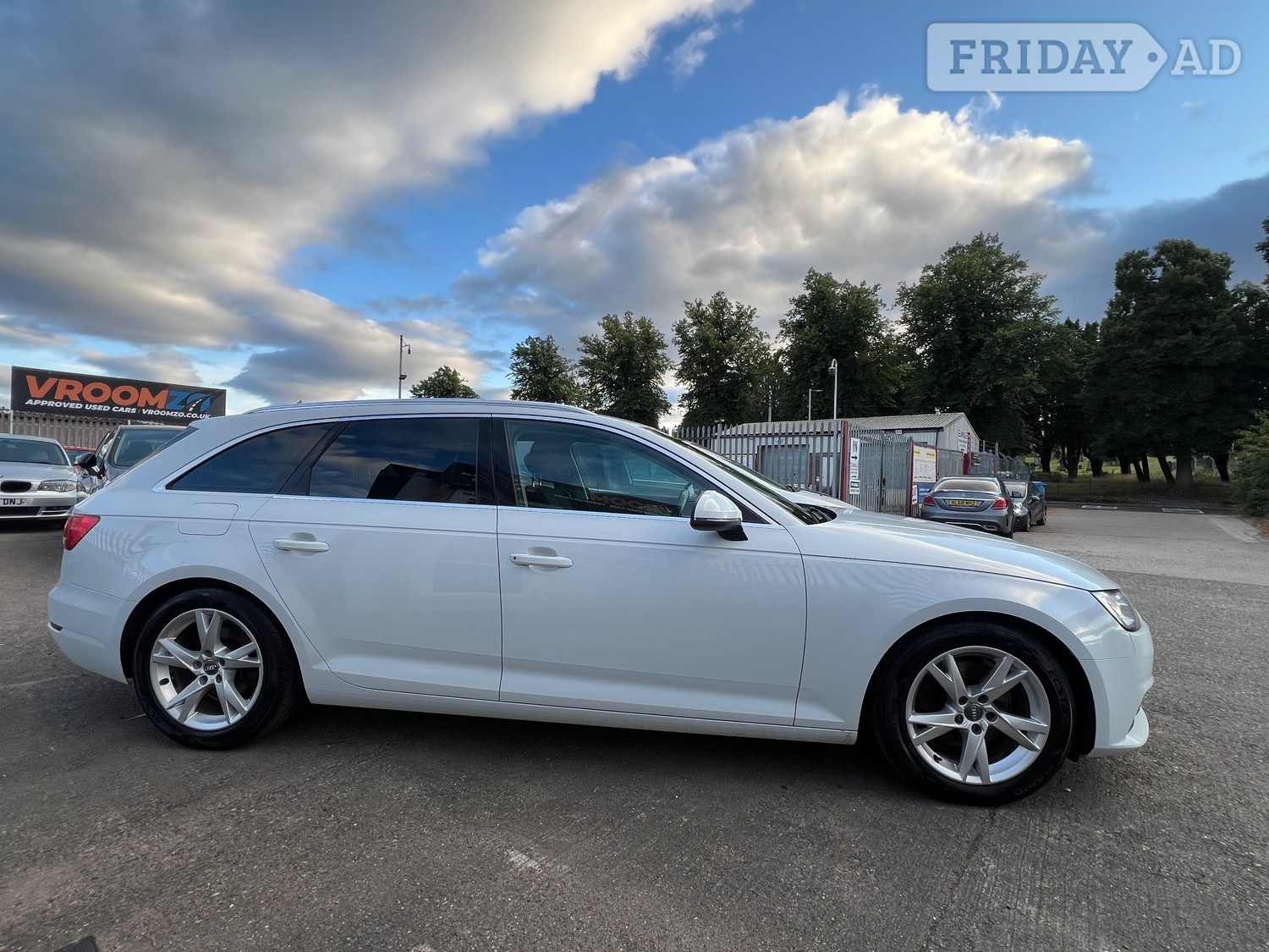 Audi A4 Avant 2016 - Cars in Perth
