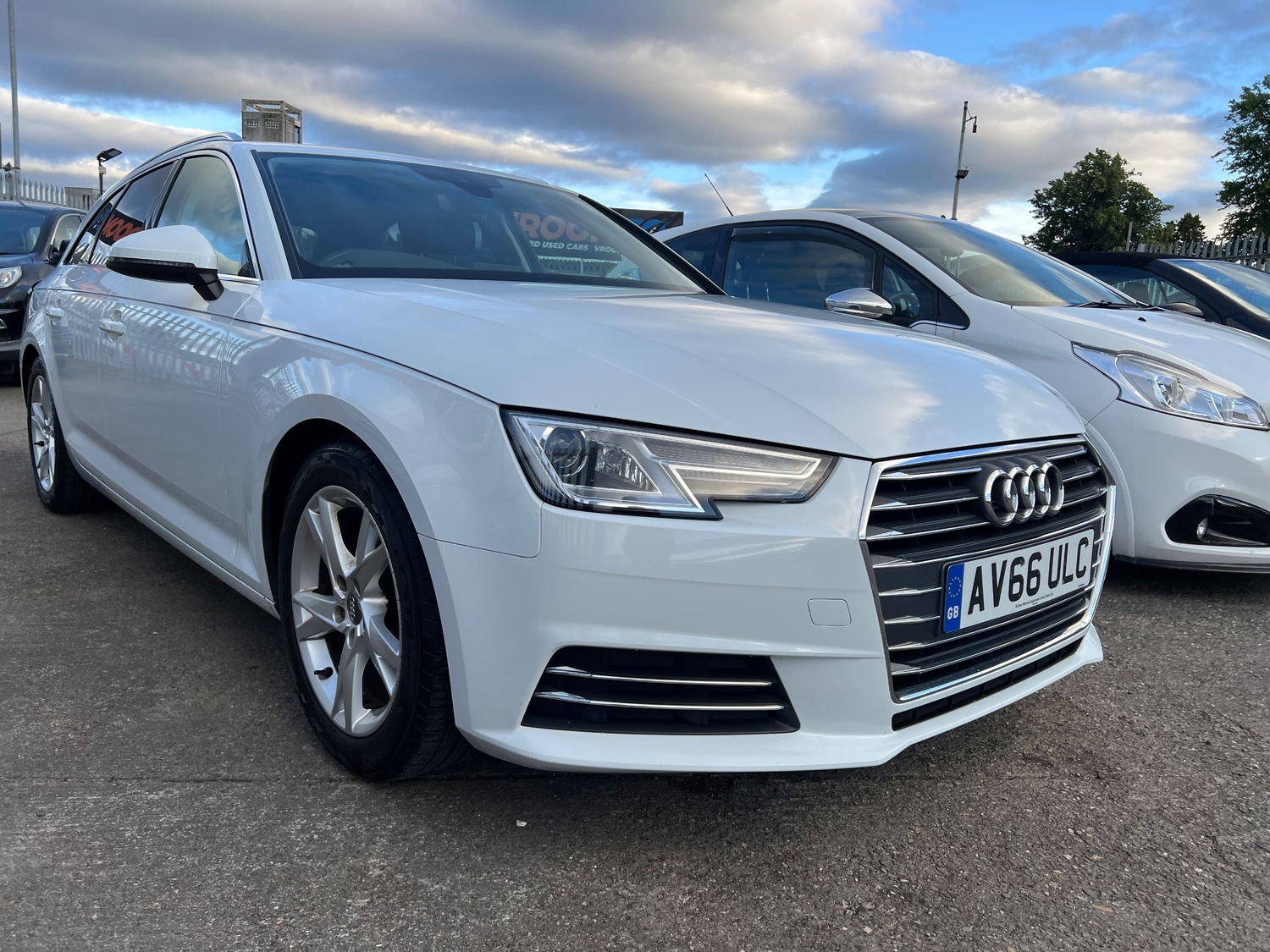 [ berth ]Audi A4 Avant