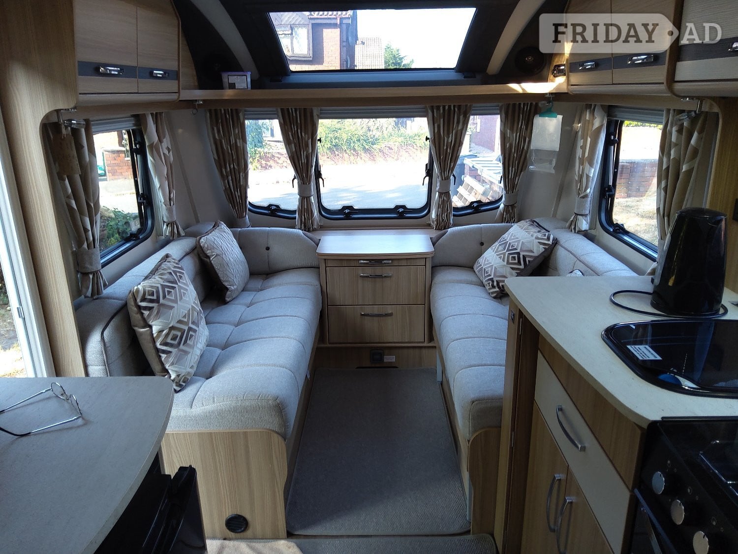 Coachman Pastiche 575 Shotton