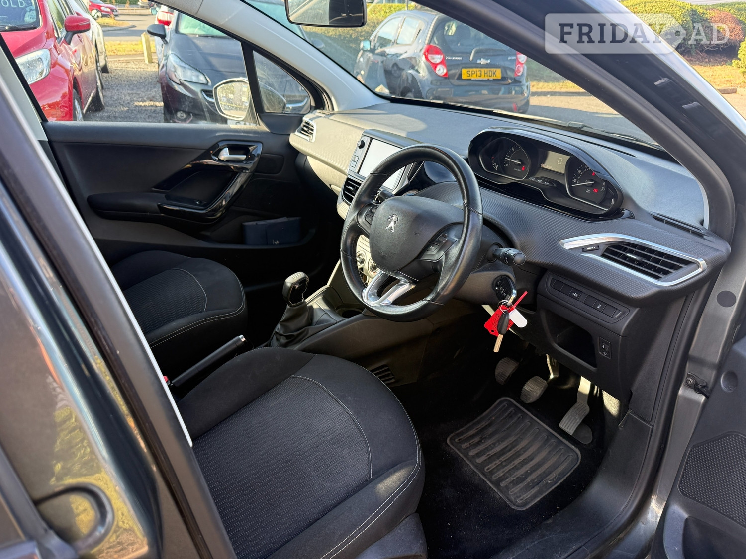 Peugeot 208 2017 - Cars