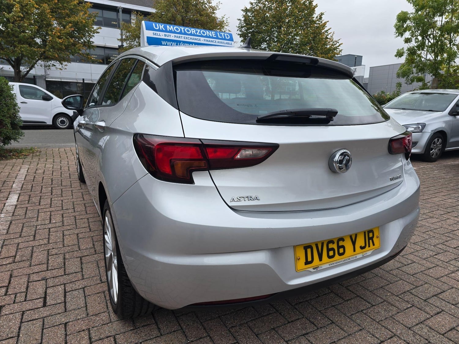 Vauxhall Astra 2016 - Cars