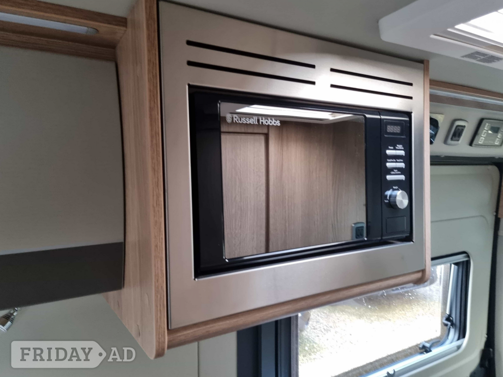 Auto-Trail V-Line 610 SE 2023 for sale - Motorhomes & Caravans