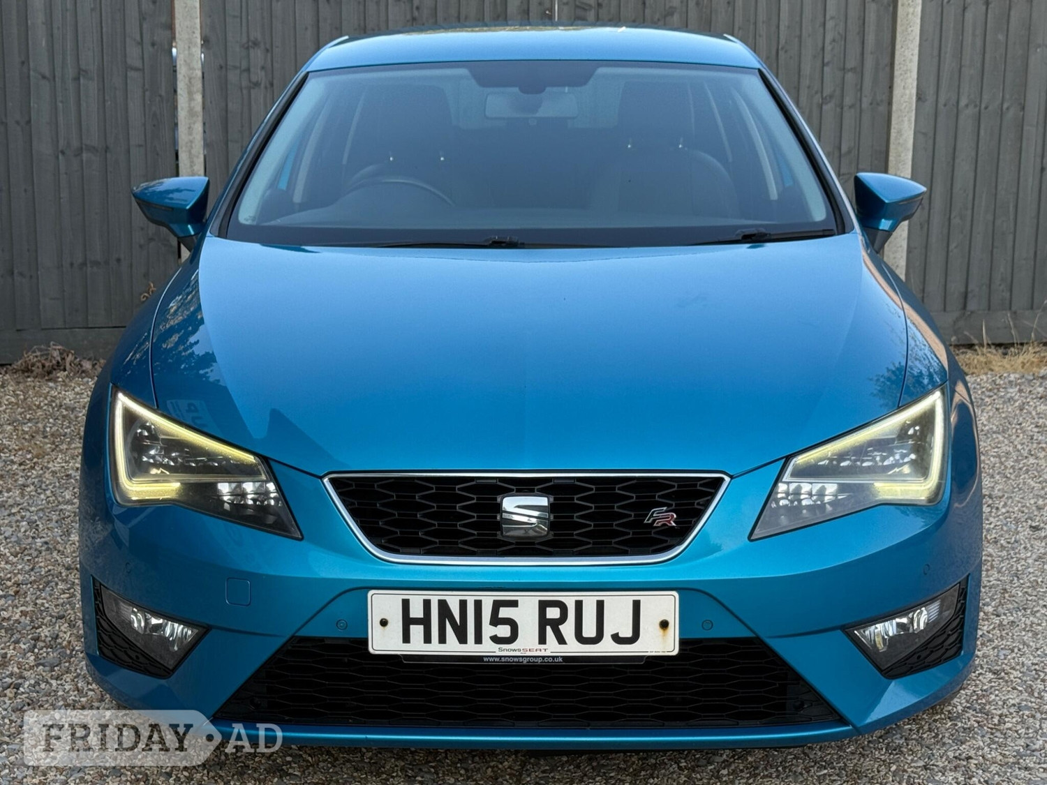 [ berth ]SEAT Leon