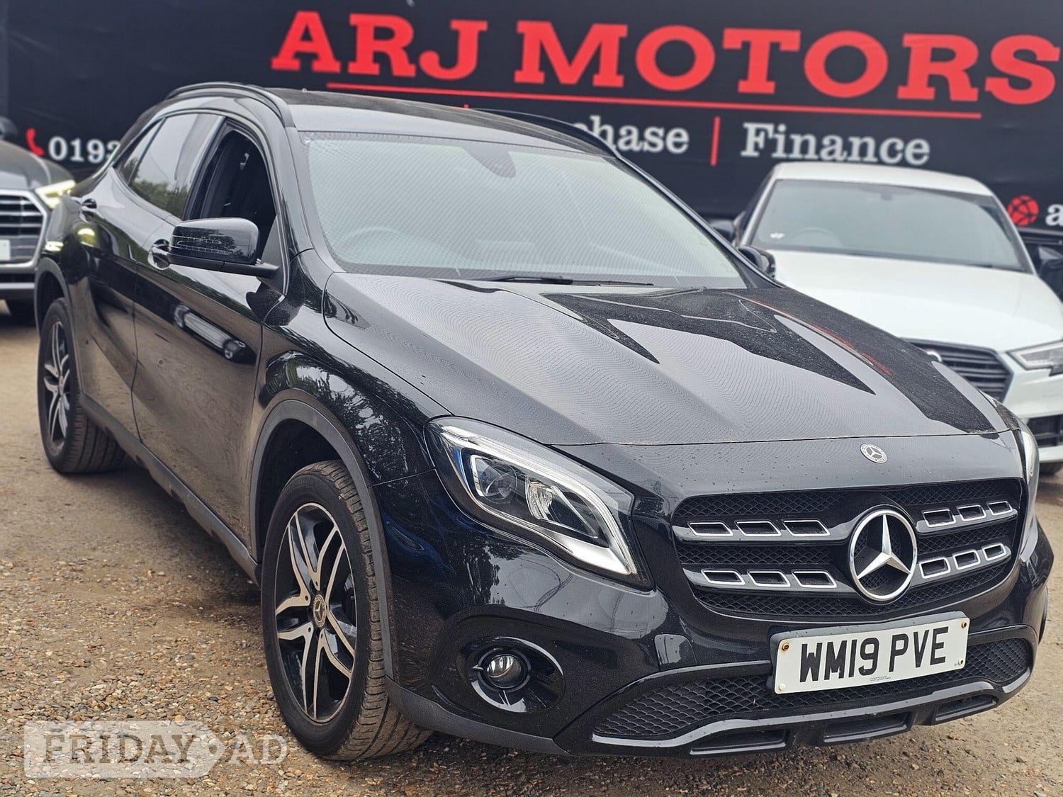 Mercedes-Benz GLA 2019 in Addlestone