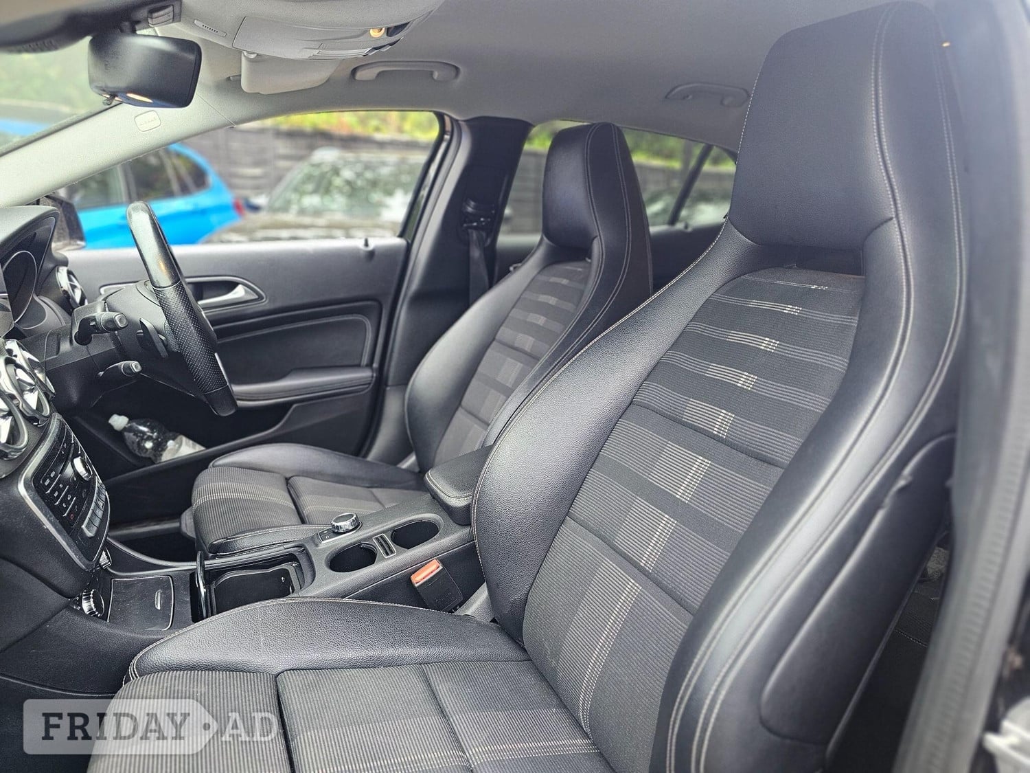 [ berth ]Mercedes-Benz GLA