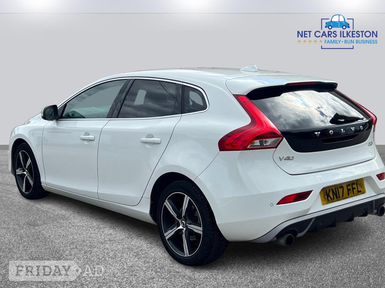 Volvo V40 2017 - Cars in Ilkeston