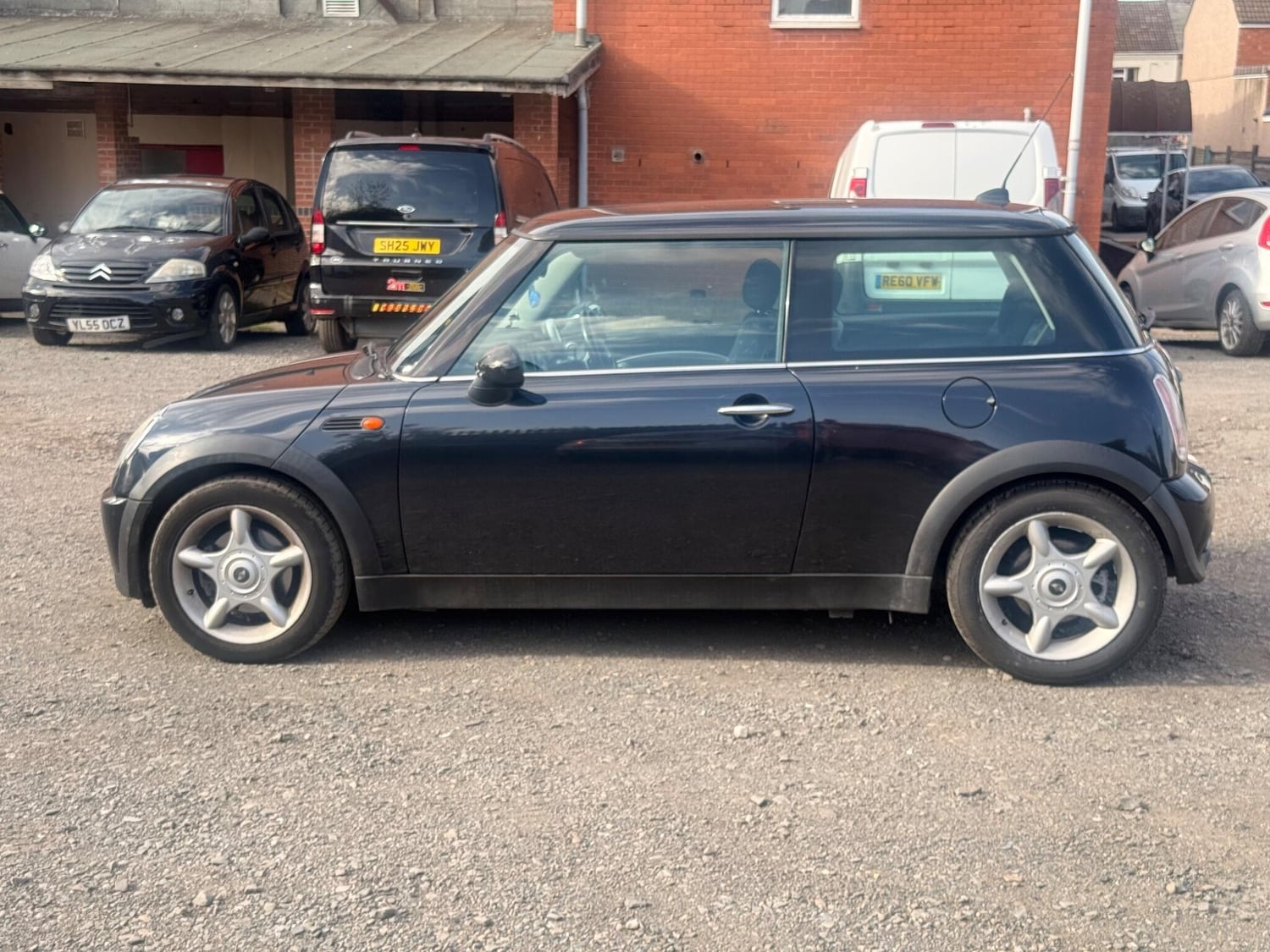 Mini Hatch 2005 - Cars