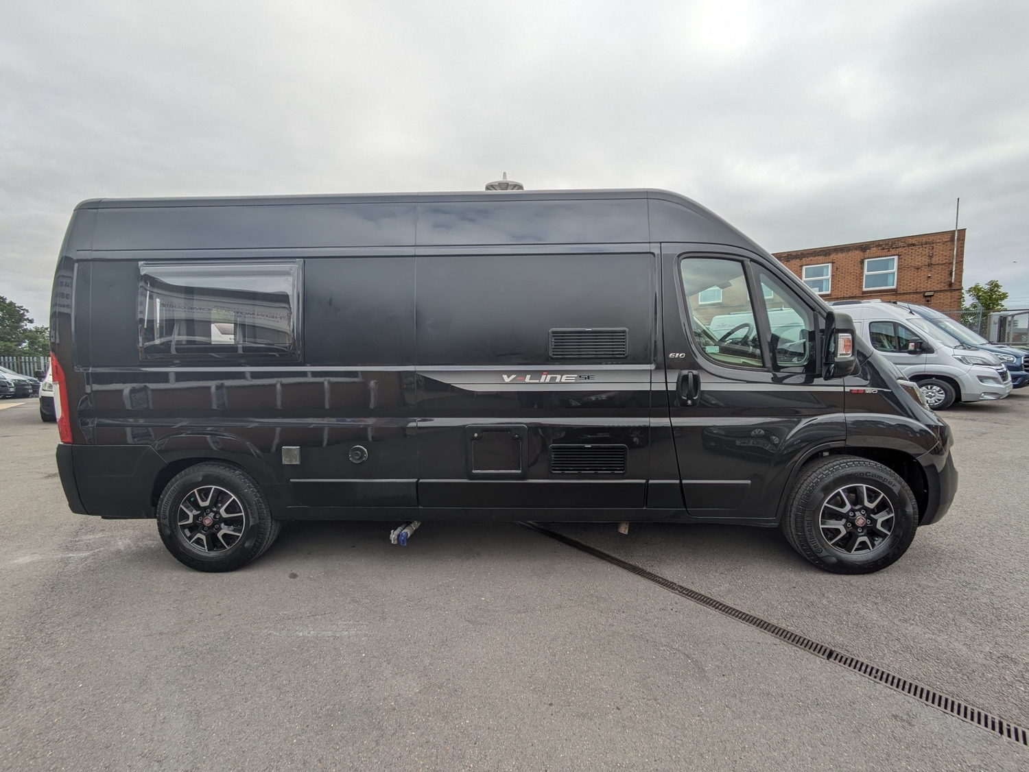 Auto-Trail V-Line 610 Bracknell