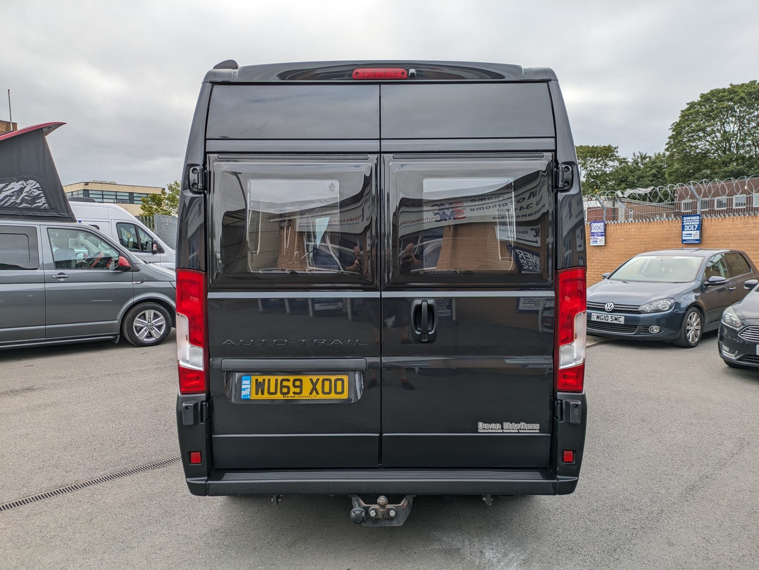 Auto-Trail V-Line 610 2020 - Motorhomes & Caravans in Bracknell